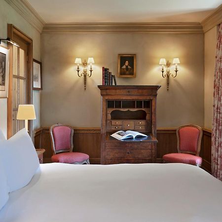 Airelles Gordes, La Bastide Hotel Bagian luar foto